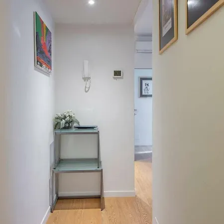 Joivy 1Br Apt In Isola With Stunning View To Bosco Verticale Milan Exterior photo