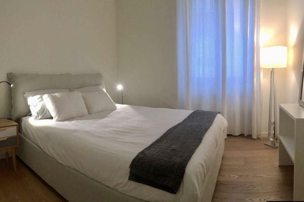 Joivy 1br In Isola With Stunning View To Bosco Verticale Apartamento